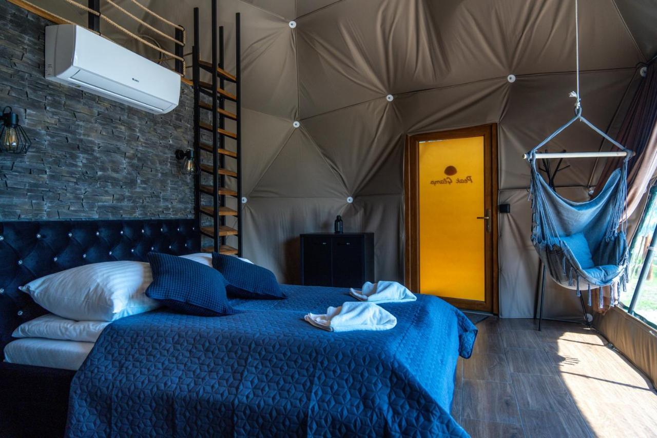 ホテル Peak Glamp & Jacuzzi ザコパネ エクステリア 写真