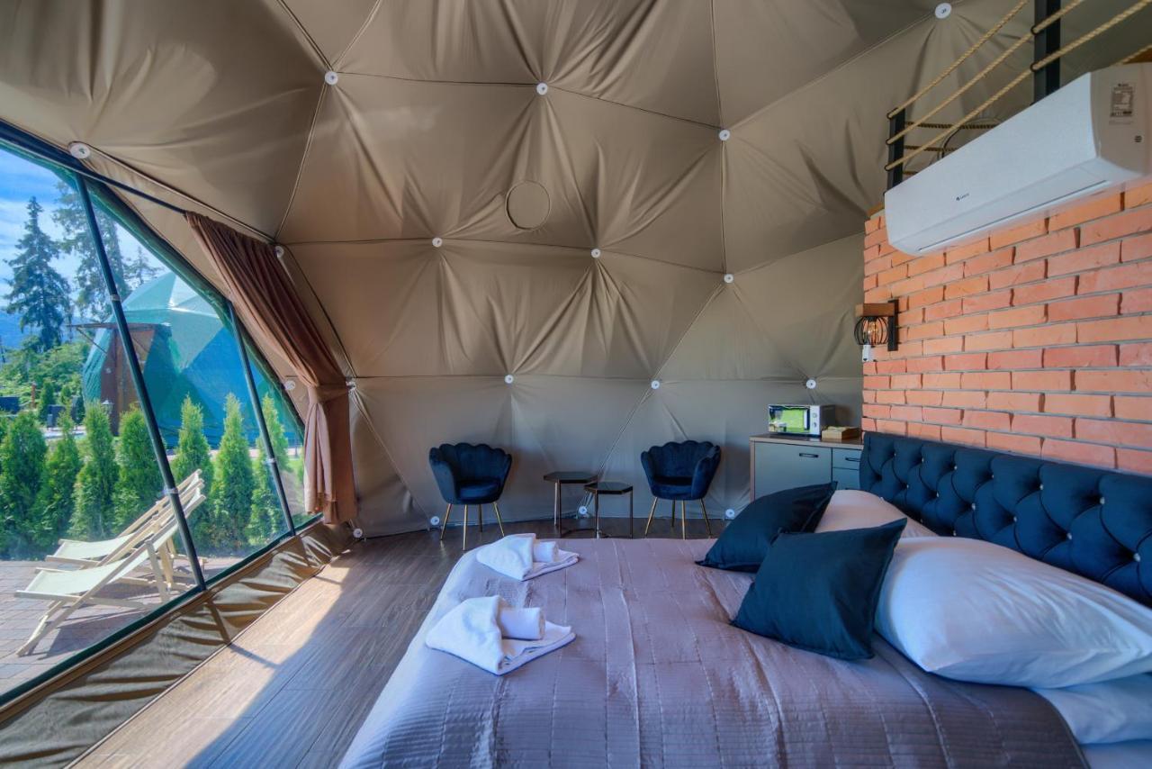 ホテル Peak Glamp & Jacuzzi ザコパネ エクステリア 写真