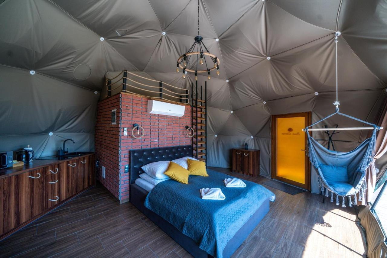 ホテル Peak Glamp & Jacuzzi ザコパネ エクステリア 写真
