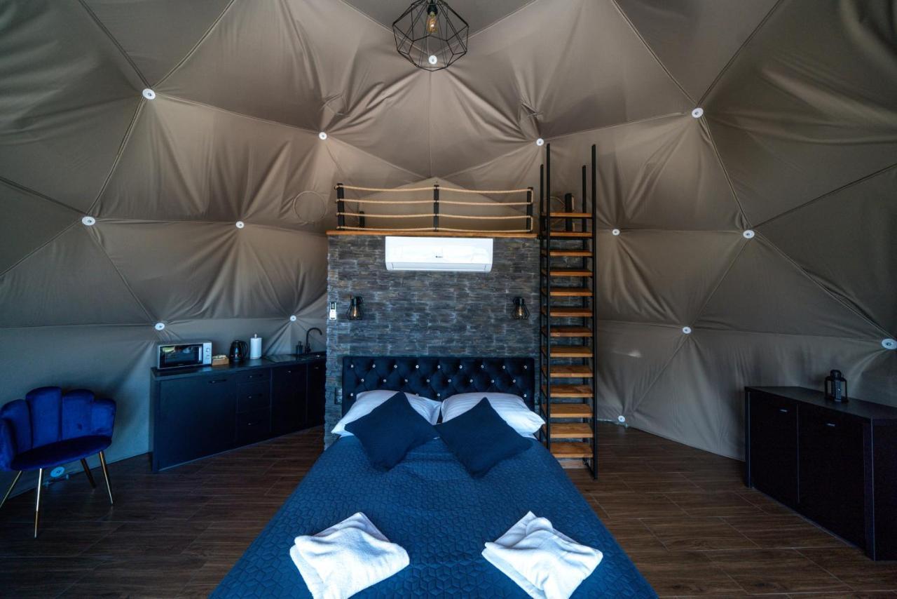 ホテル Peak Glamp & Jacuzzi ザコパネ エクステリア 写真