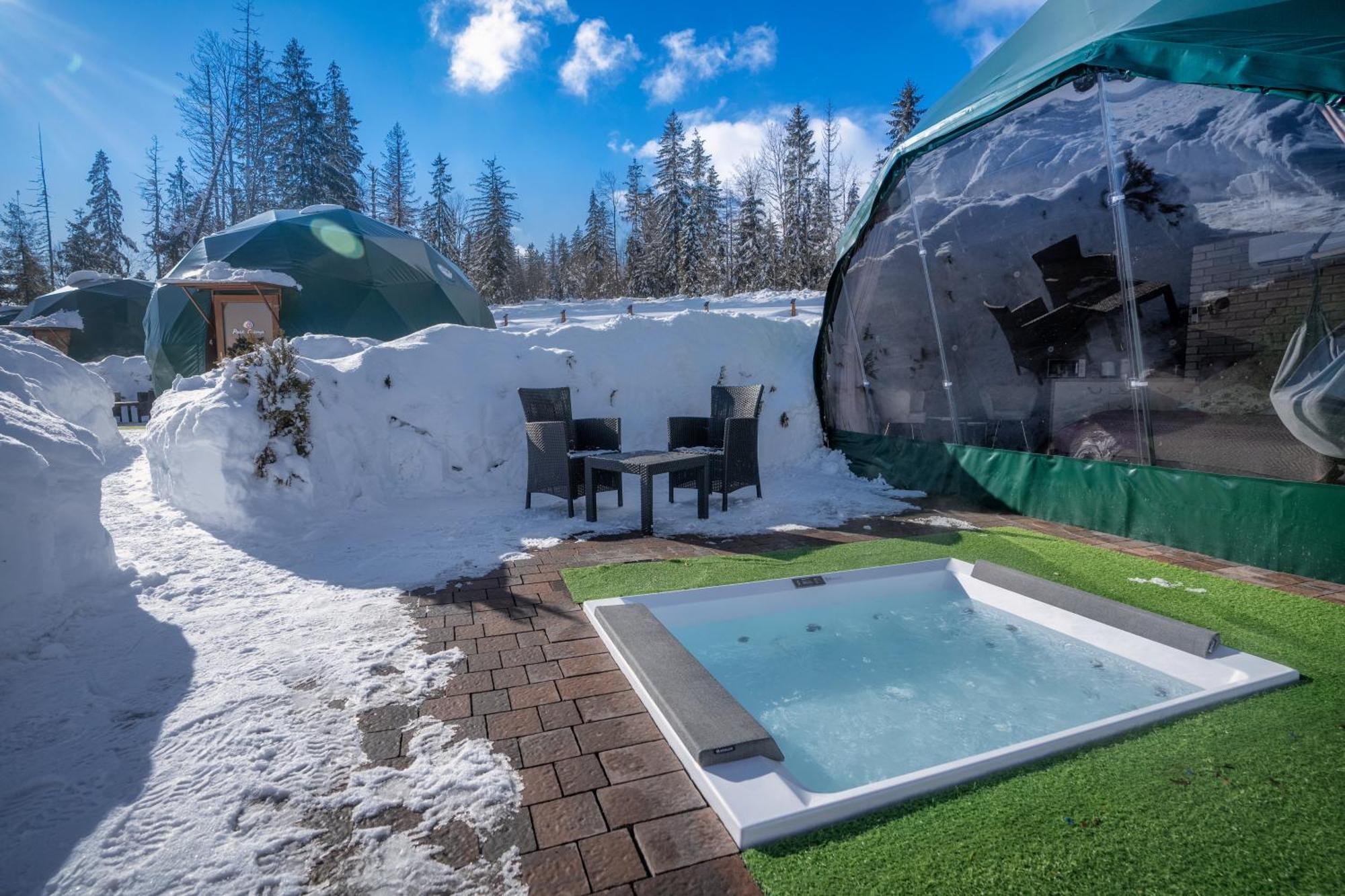 ホテル Peak Glamp & Jacuzzi ザコパネ エクステリア 写真